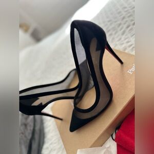 Christian Louboutin Galativi suede 100 Pumps - Size 7.5